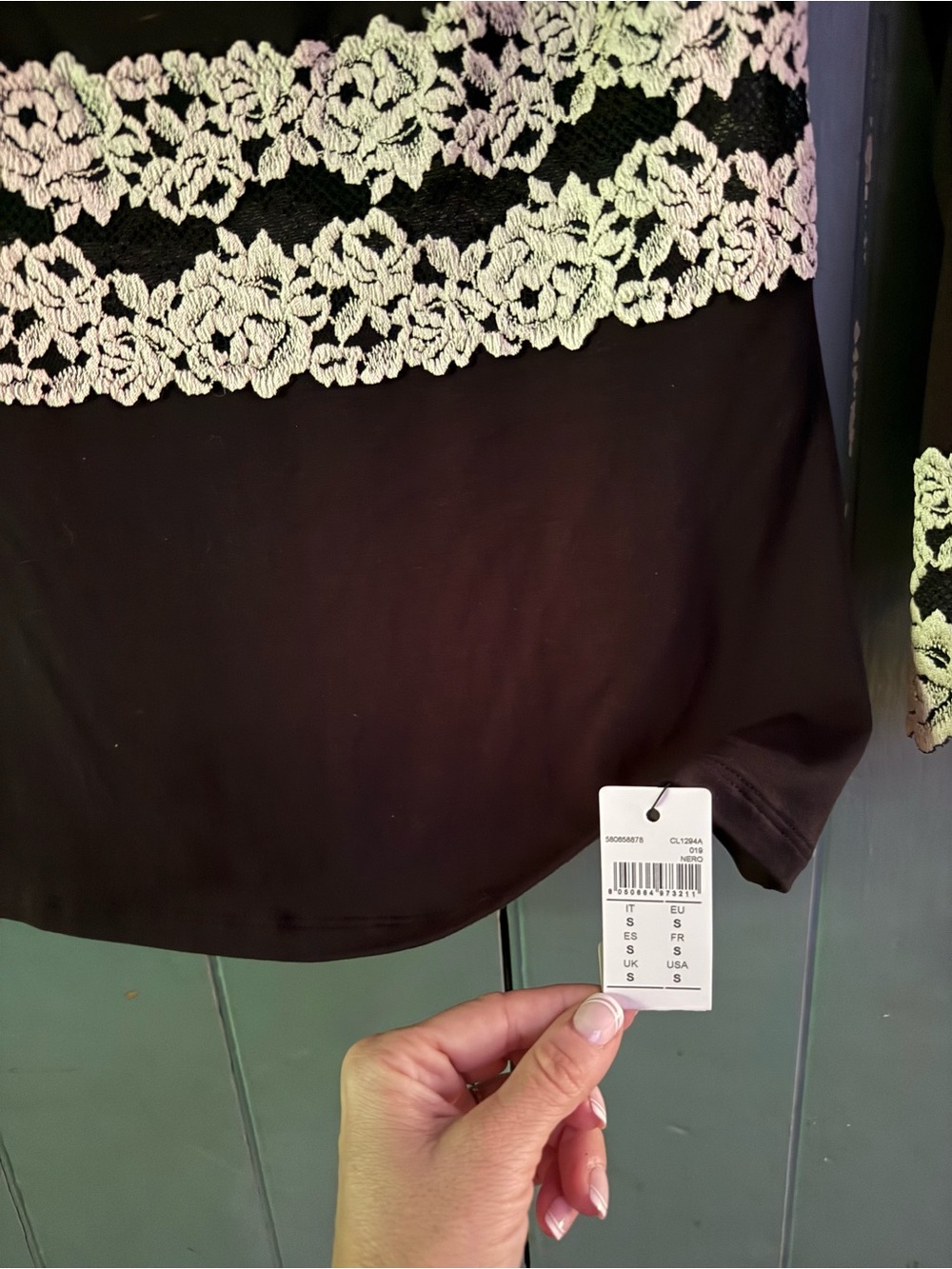 BNWT! Intimissimi Long-Sleeve Off the Shoulder Black Top/Cream Lace Trim - Sz S - Picture 3 of 7
